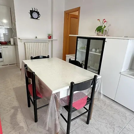 Leoncavallo By Interhome פורטו ד'אסקולי